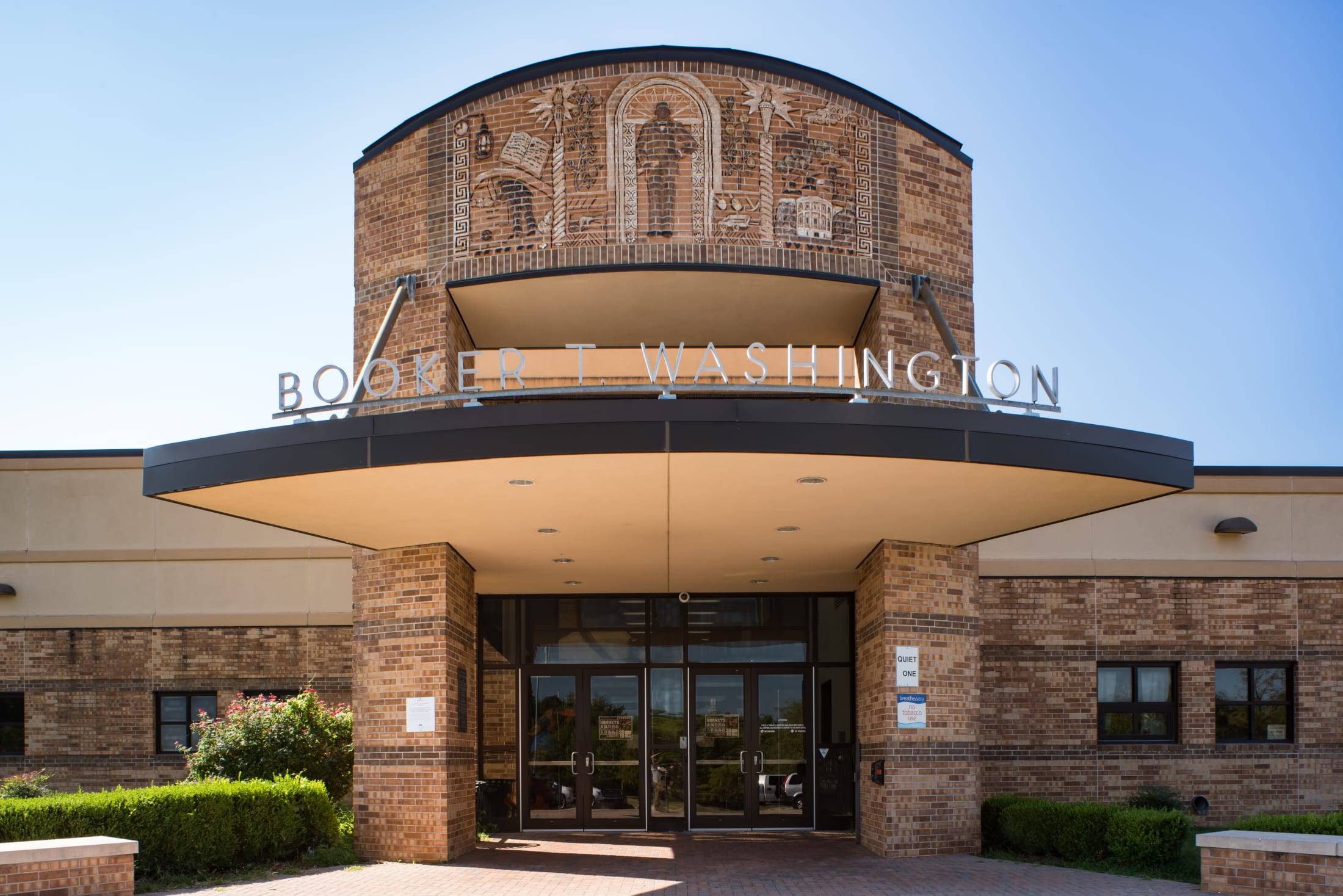 Booker T. Washington High School — Campus
