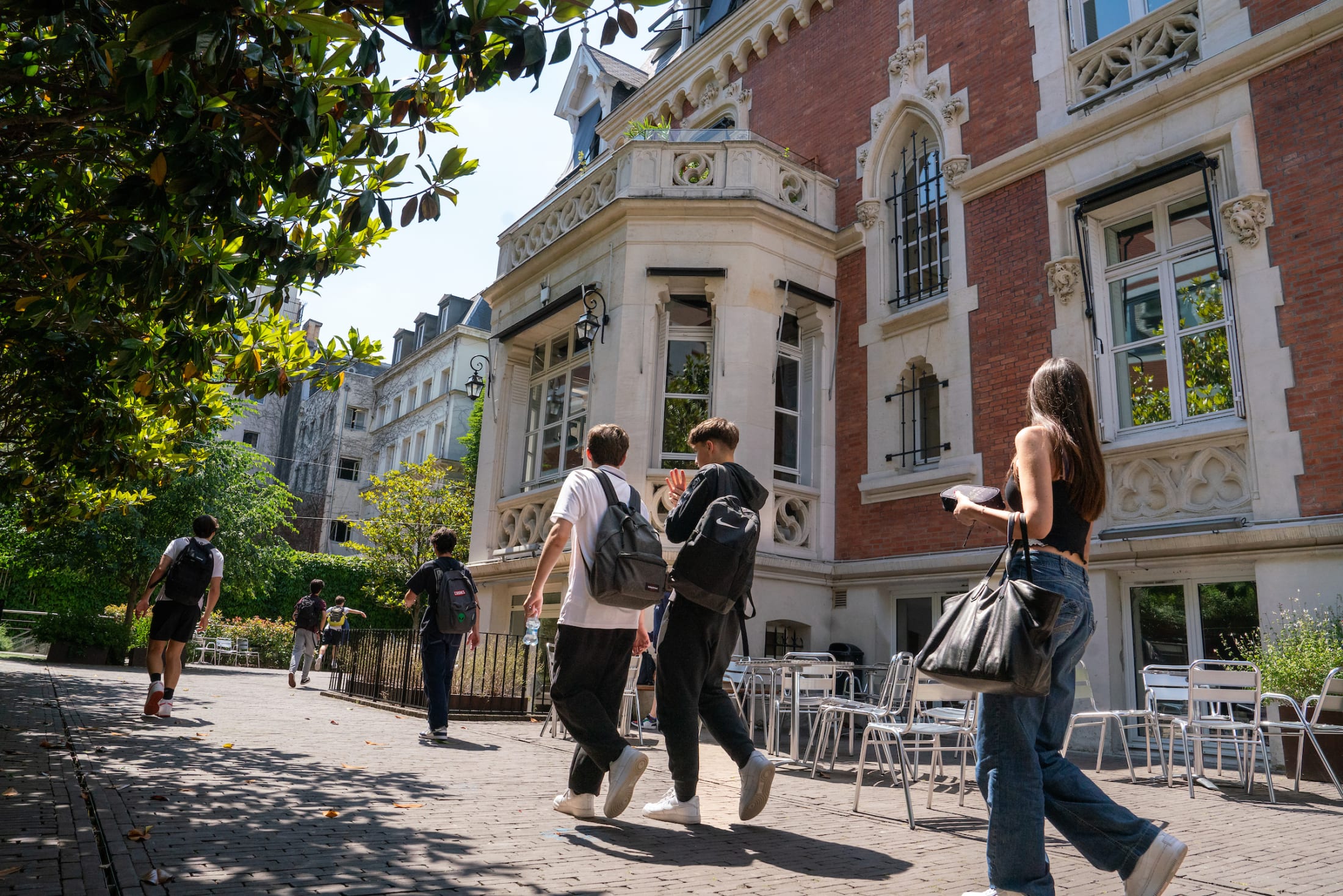 International School of Paris — Boarding