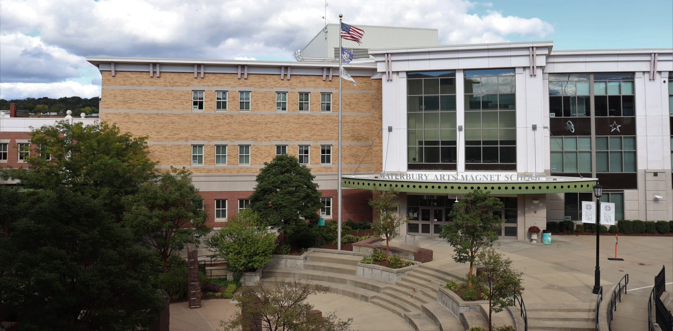 Home Waterbury Arts Magnet School