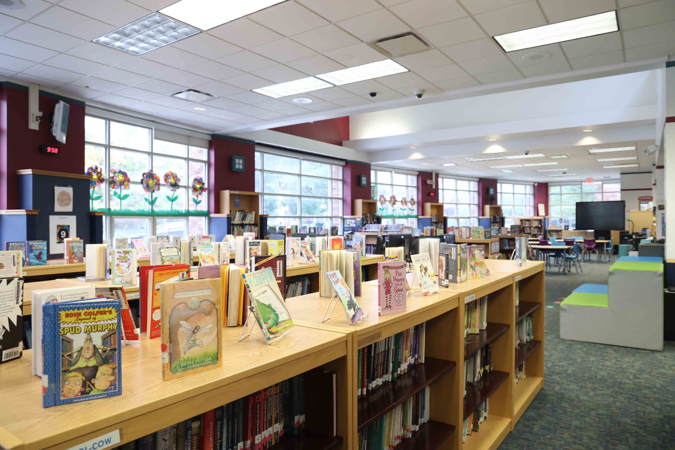 Library - Quarton Elementary, image size:2200x1467