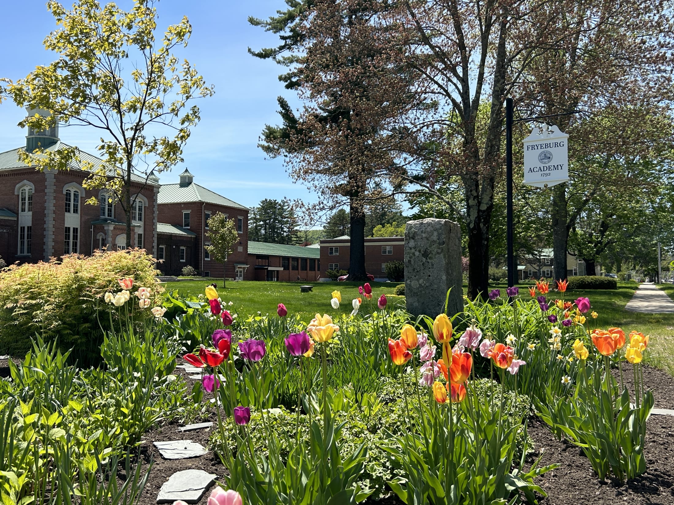 Prédio principal da Fryeburg Academy