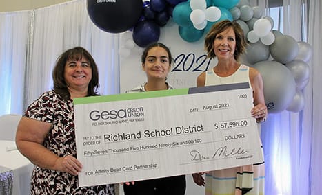 From left, Richland High Career Specialist Stephanie Schirm, Hanford High senior and Gesa intern Kaitlyn Shtaih and Hanford H