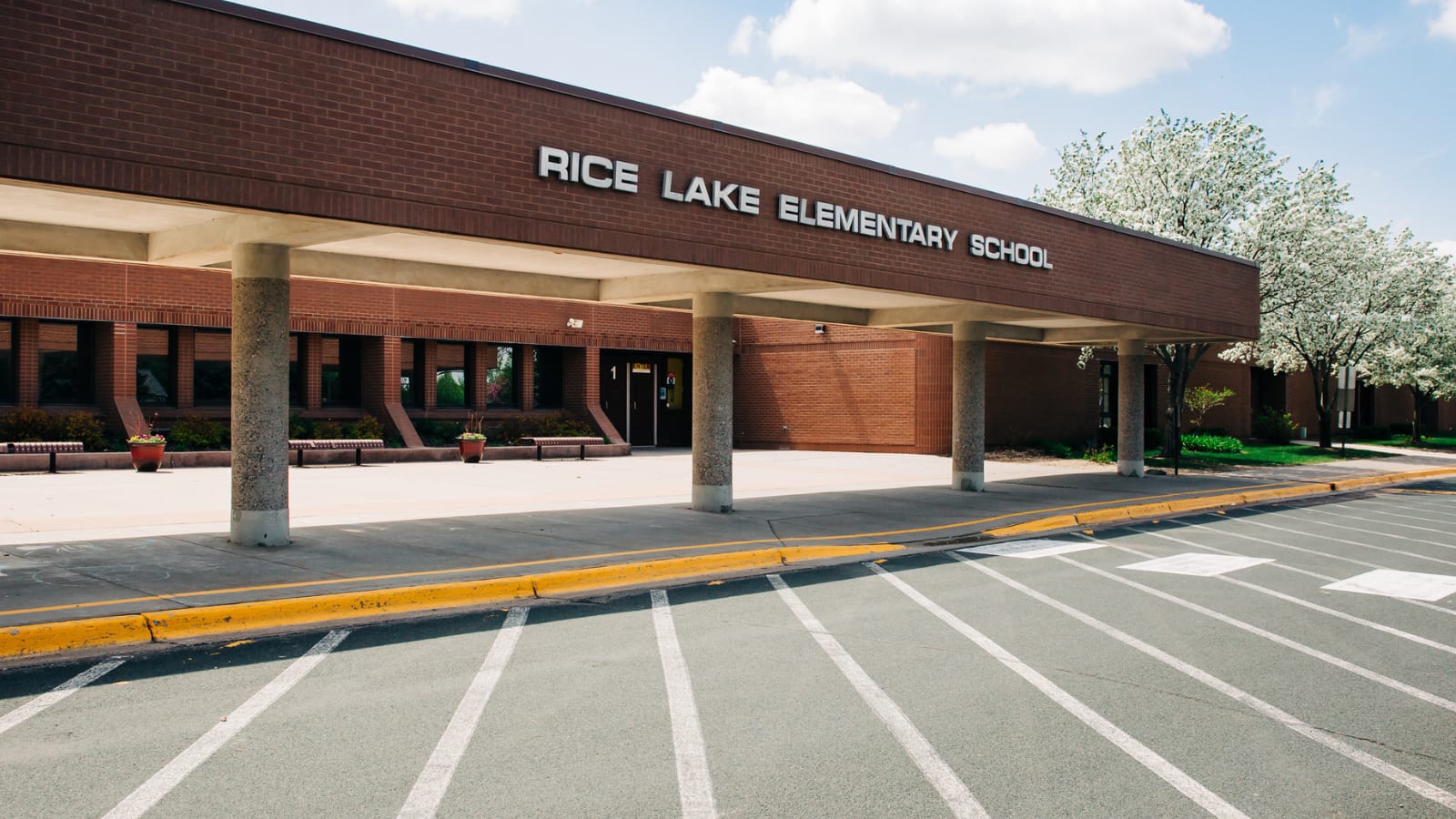 Osseo Area Schools - District 279: Rice Lake Elementary