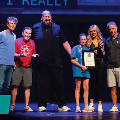Excelsior Elementary School Receives Award From Best Buddies International