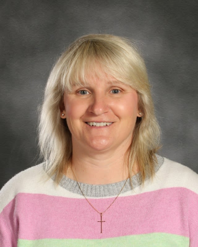 Amanda Prok, Principal