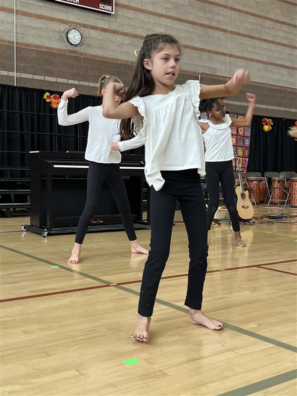 3/4/5 Stanley students dancing together