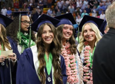 ccsd graduation dress code CCSD has updated its graduation regalia policy nearly one year after it was sued over its former policy. The new policy states that students can wear up to five stoles and any