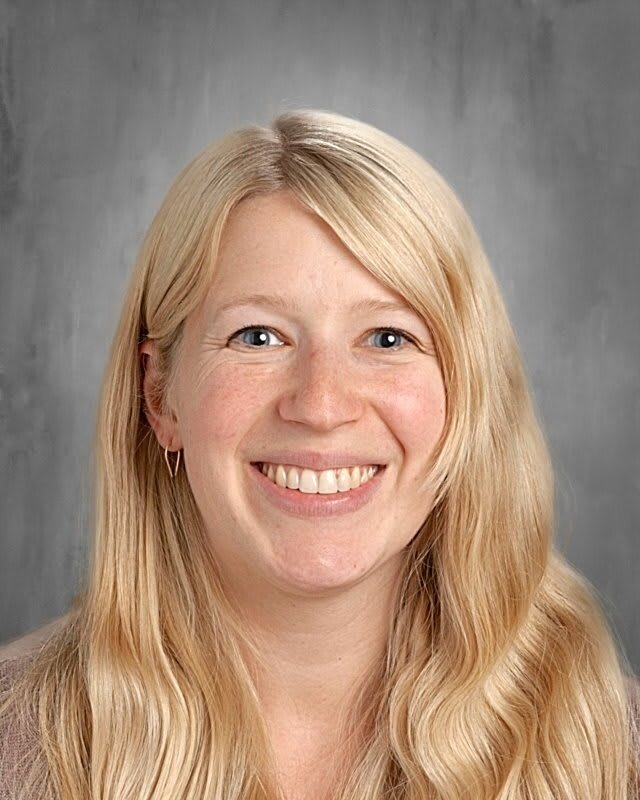 Stephanie Knutson