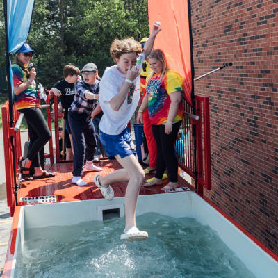 MMW Best Buddies Hosts "Cool School" Polar Plunge with Special Olympics Minnesota