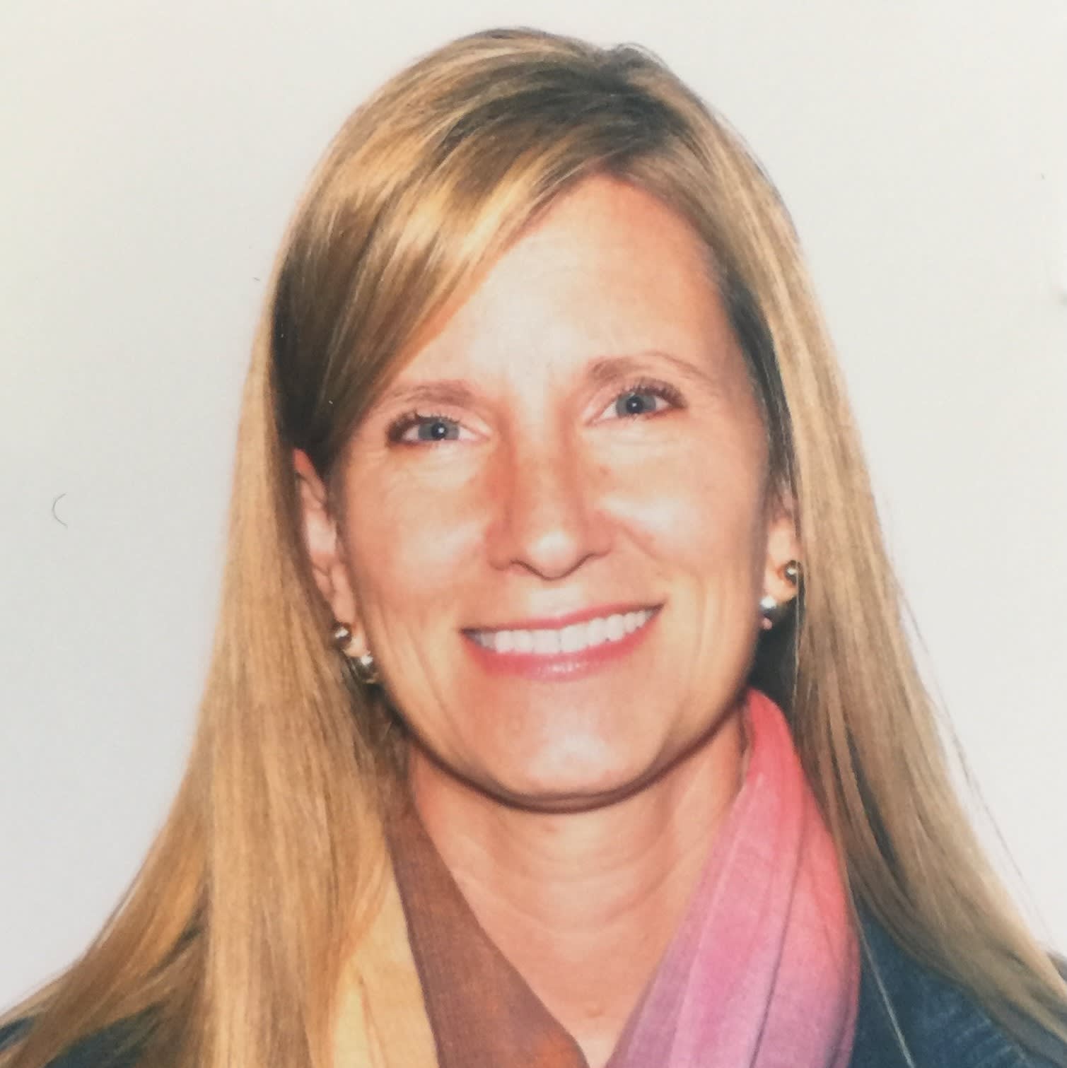Gretchen Pesek Skarxolid