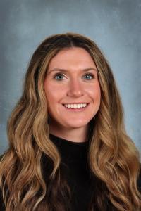 School Psychologist Bobbi Jo Loomis