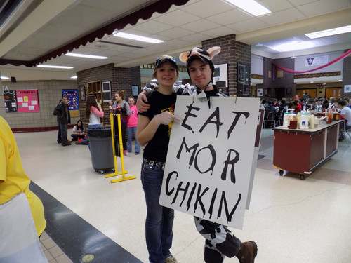 Winner Winner Chicken Dinner – Holmen FFA Farm to School Program