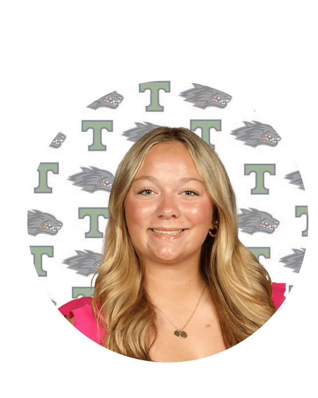 Portrait of Maddi Thomas