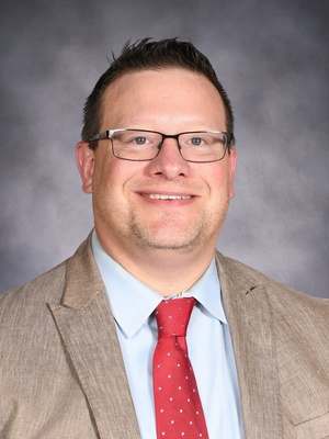 Benjamin Johrendt Staff Photo