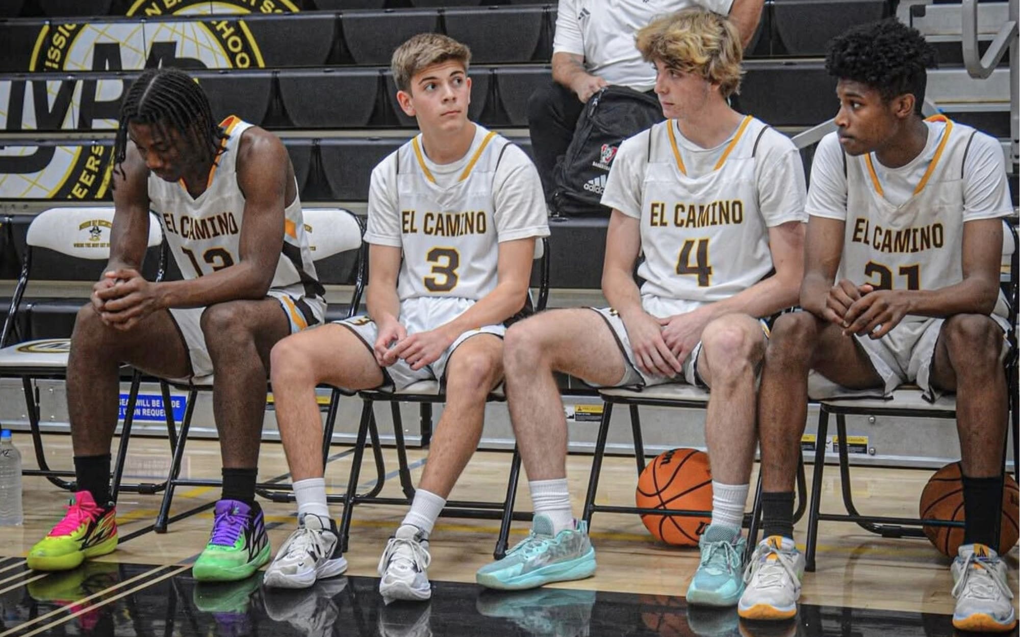 EC Paws athletics program logo