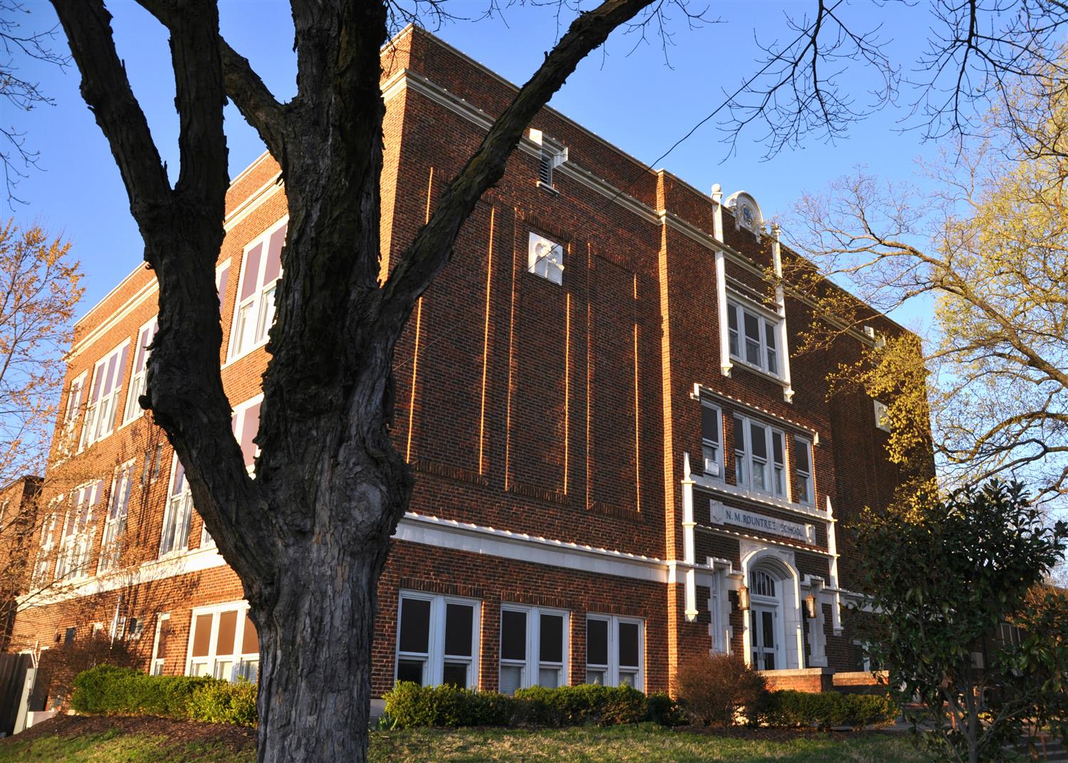 Rountree Elementary — Campus