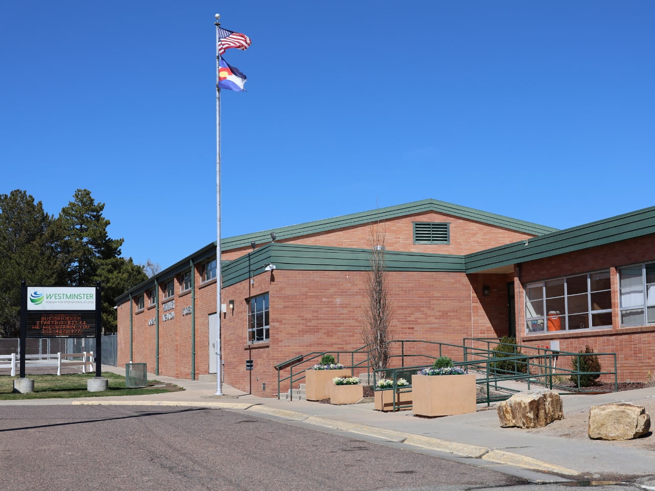 Westminster High School — Campus
