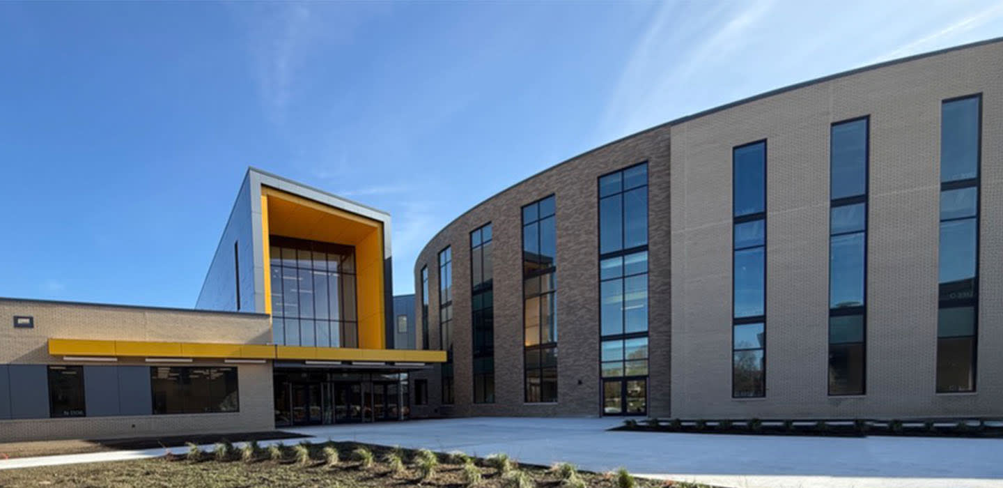 School Info - Gahanna Lincoln High School