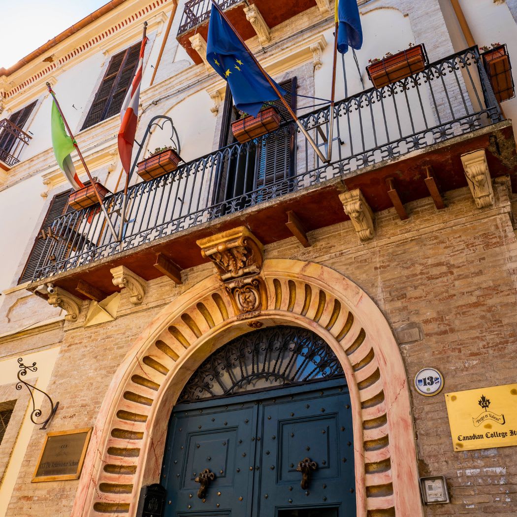 The entrance to Canadian College Italy at Via Cavour 13