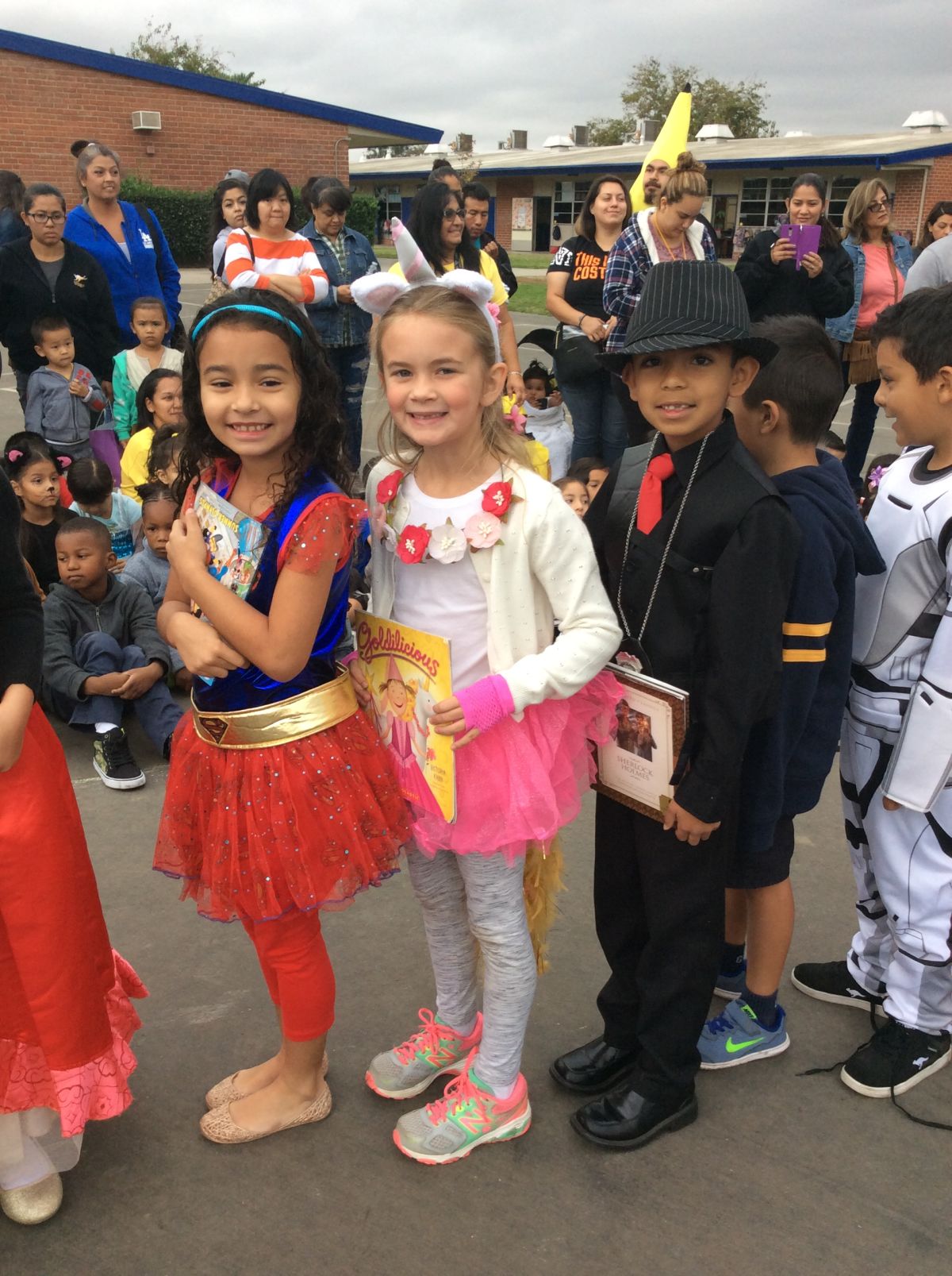 Literacy Dress Up Day Parade | News Details - Merced Elementary
