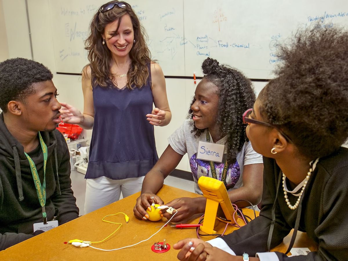 Alumna Highlight: Living the Science Life | post