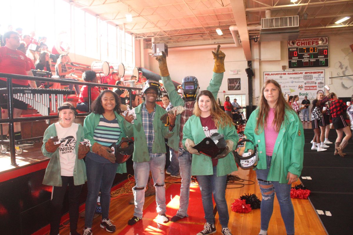 Pelahatchie High School recognizes students with high ACT growth News Posts