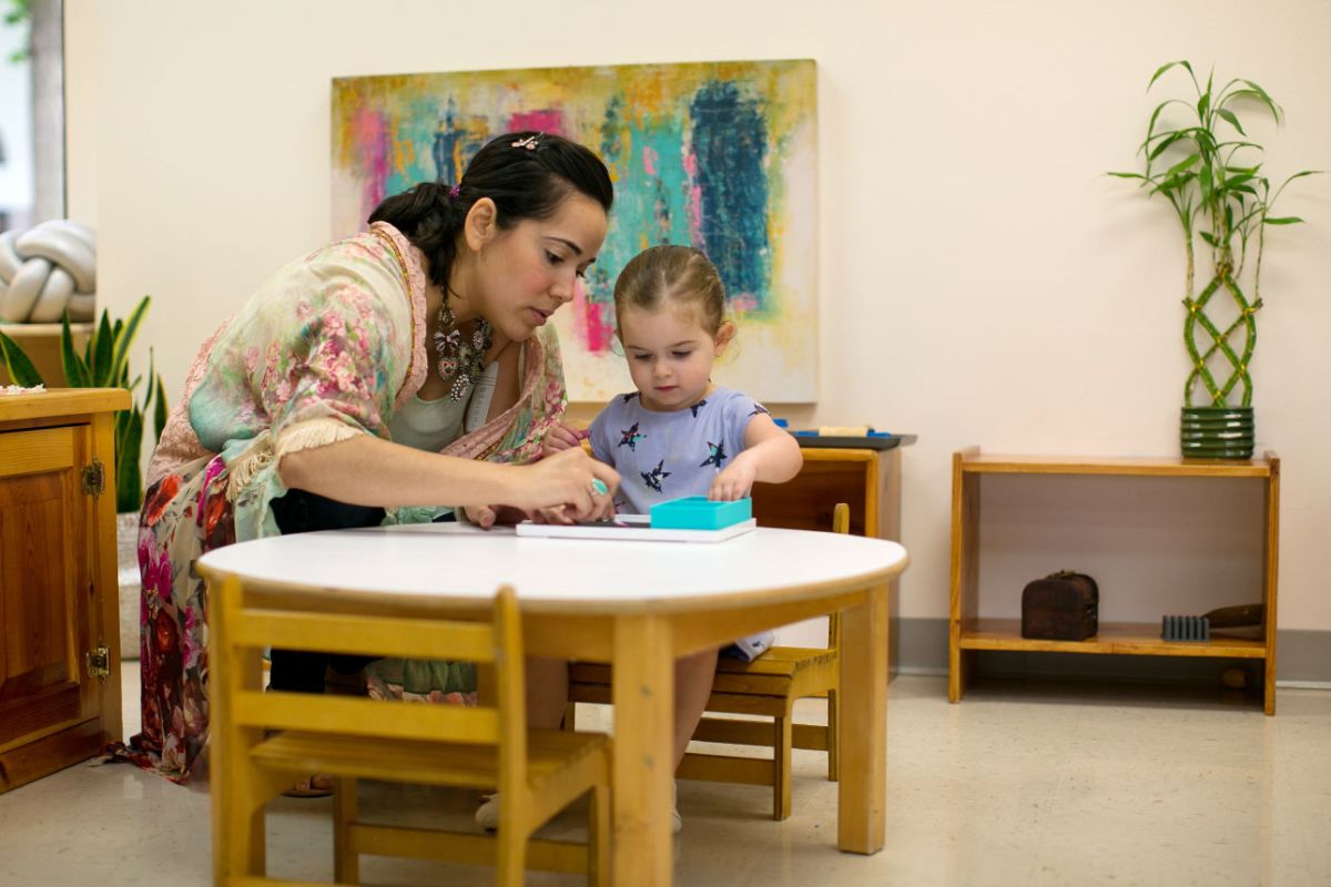 montessori-toddler-environments-and-traditional-daycare-there-is-a