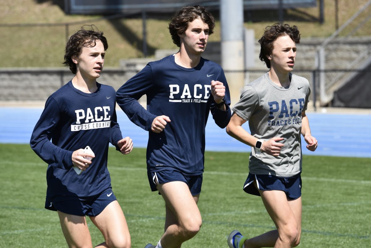 Track & Field Makes Major Strides at Marist Meet KnightLights