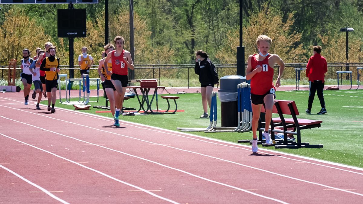 Track & Field: Roberto DiDonato Shatters PA Outdoor State 3200 Record ...