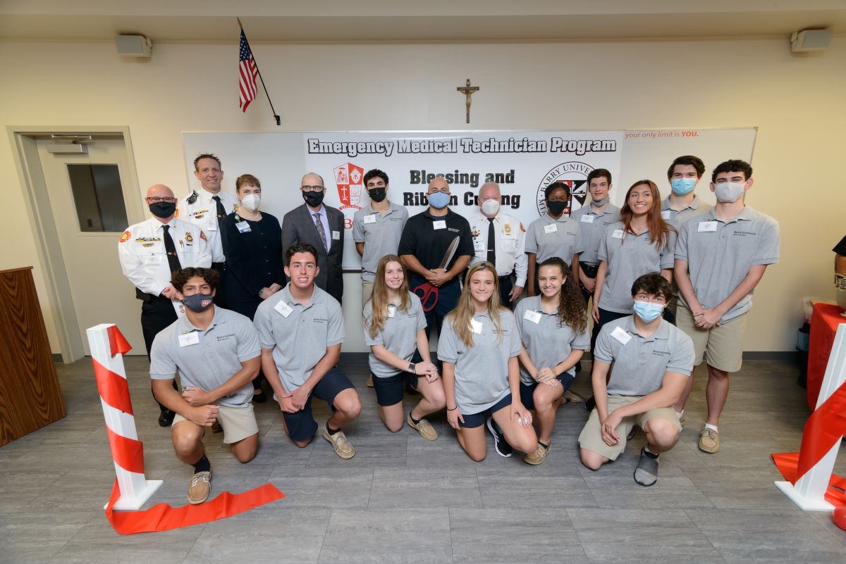 Cardinal Gibbons EMT and EMR Students Learn From Fort Lauderdale Fire