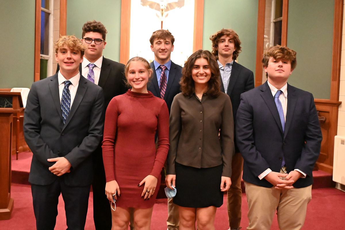 SJ Inducts 7 New Members into the National Honor Society! | post