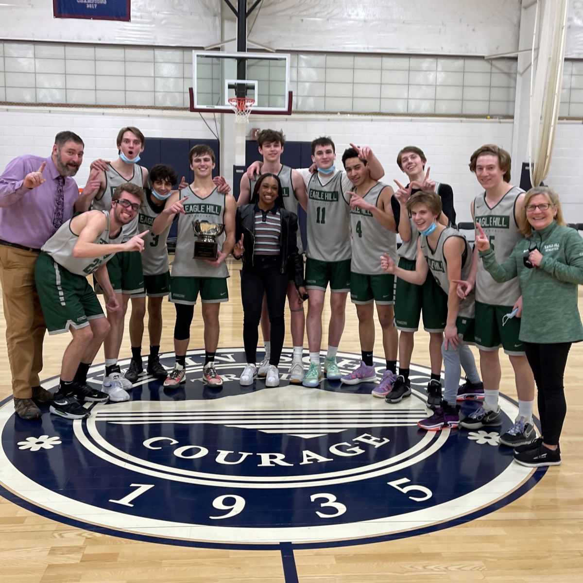 Boys Varsity Basketball RVAL Champs | News Details - Eagle Hill School ...