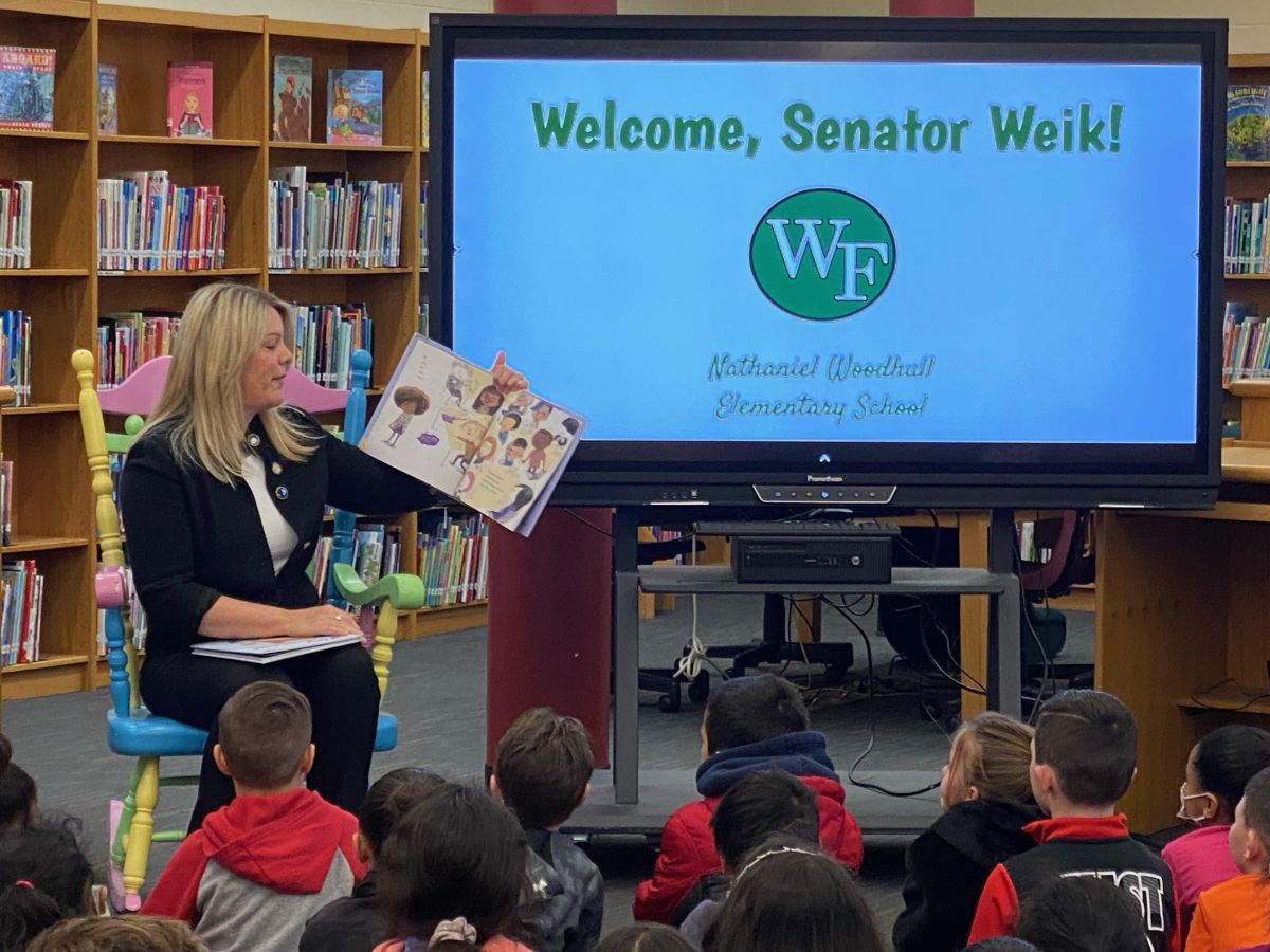 Nathaniel Woodhull Elementary School Senator Weik to Celebrate Read Across America