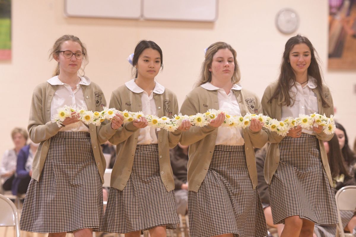 May Crowning News Post General Mount Carmel Academy