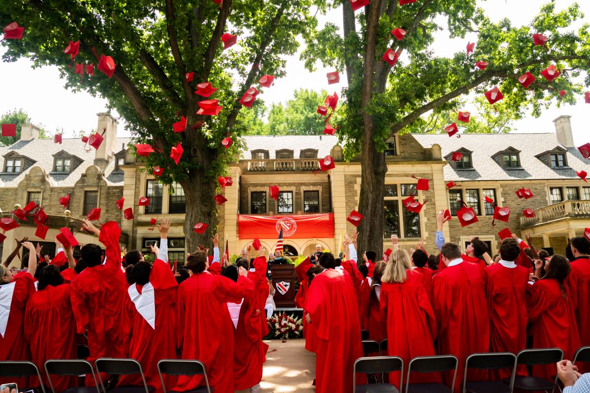 The Hun School of Princeton Graduates 154 Students in 108th