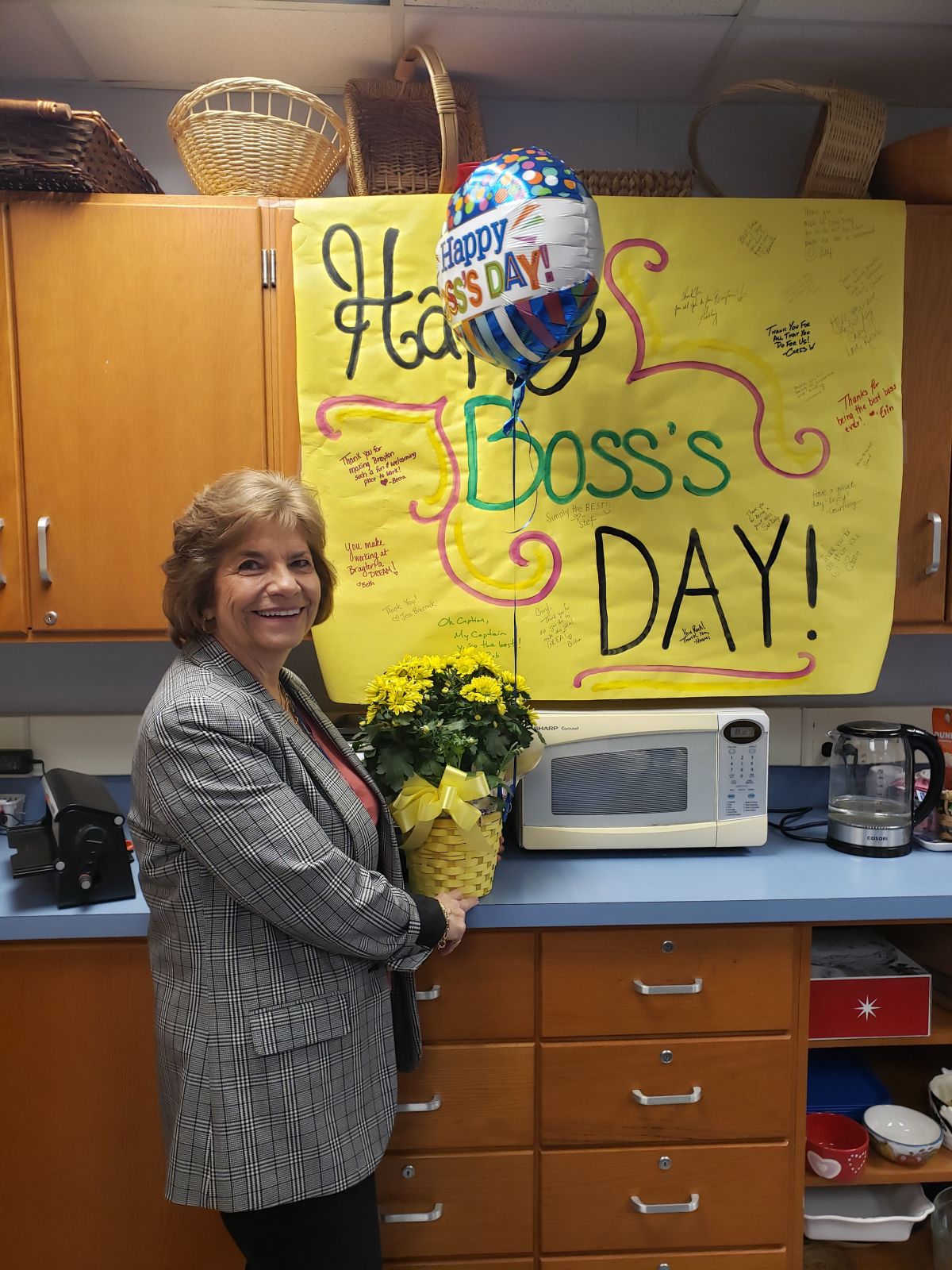 Brayton Staff Members Celebrate Boss's Day | News Details - Summit ...