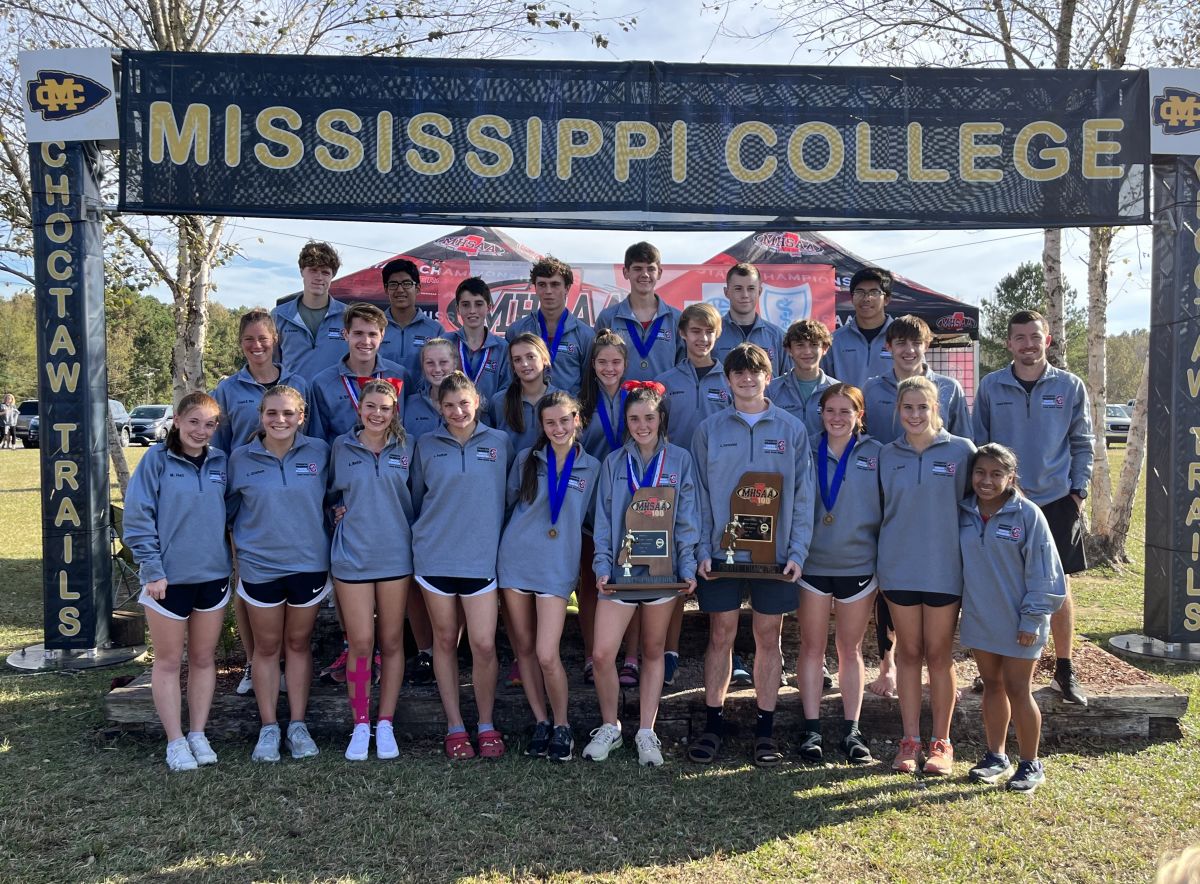 Girls and Boys Cross Country Teams Win State Details
