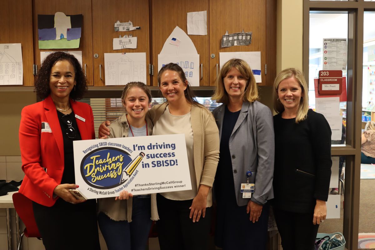 Shadow Oaks Elementary teacher named November Teachers Driving Success