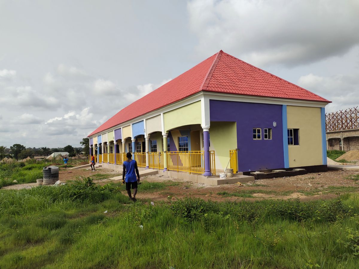 Resurrection's Twinning School, La Salle Primary celebrates third