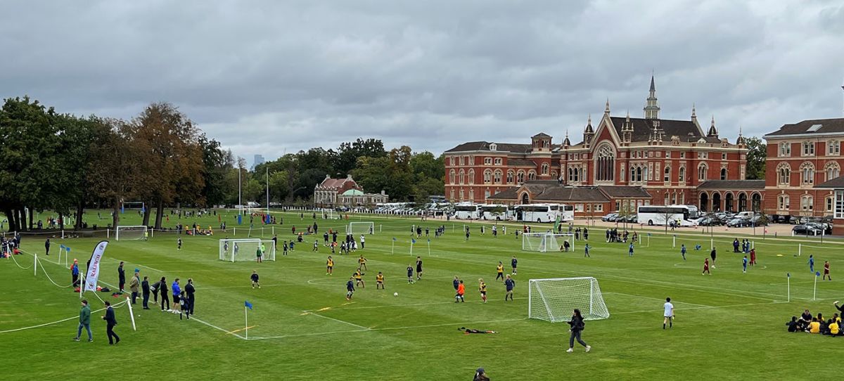 Three teams reach national quarter finals | News - Dulwich College