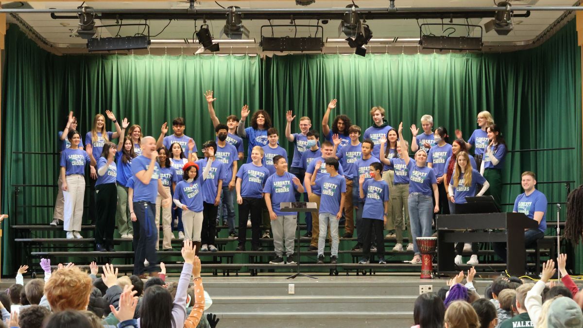 Liberty Choir Gives Newcastle Students a Proper SendOff for Winter