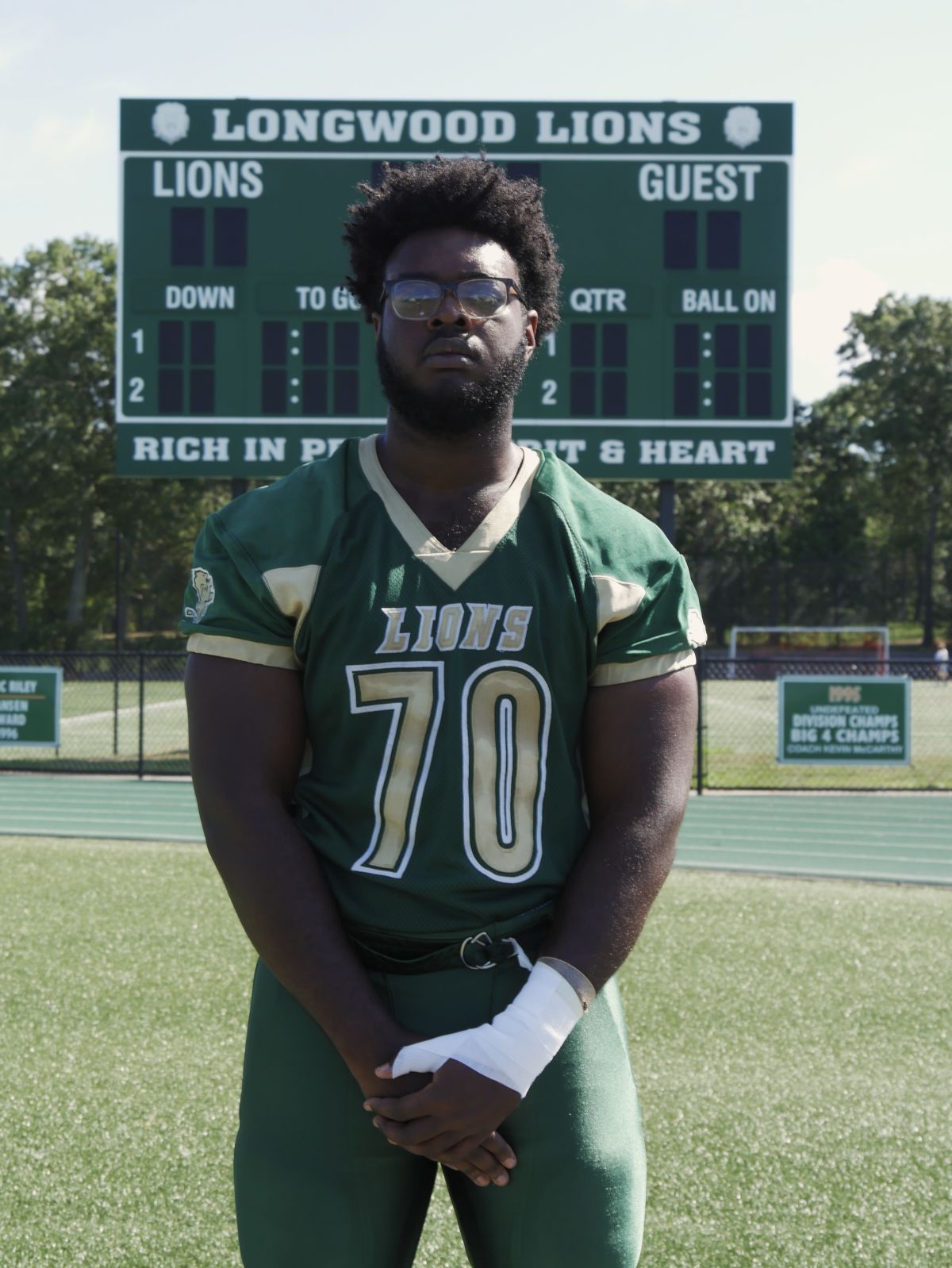 Senior Wallace Wilson Wins NYSHSFCA 12th Man Award News Details