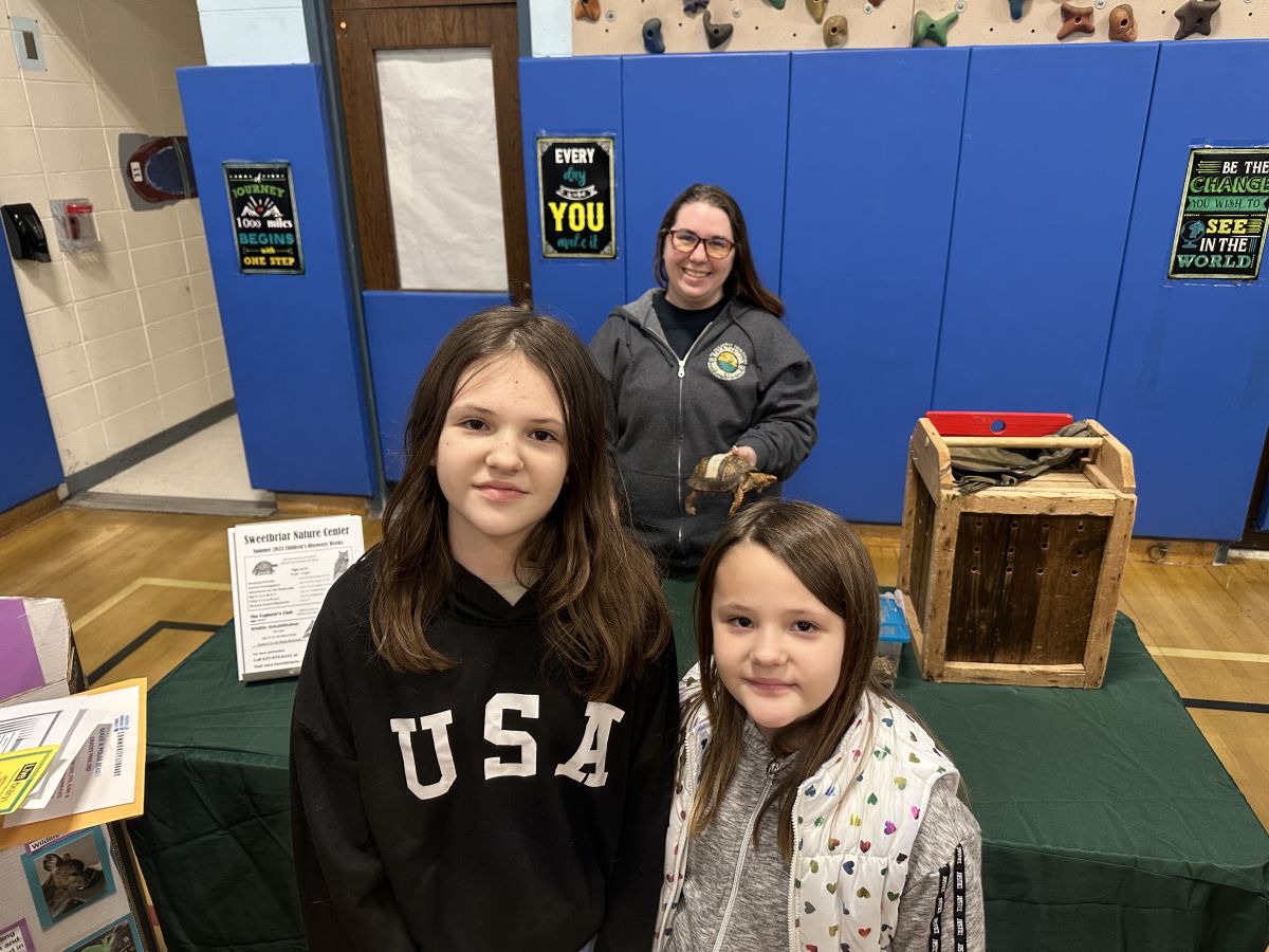 Tangier Smith Elementary Hosts “Animal Appreciation Night” | News Post