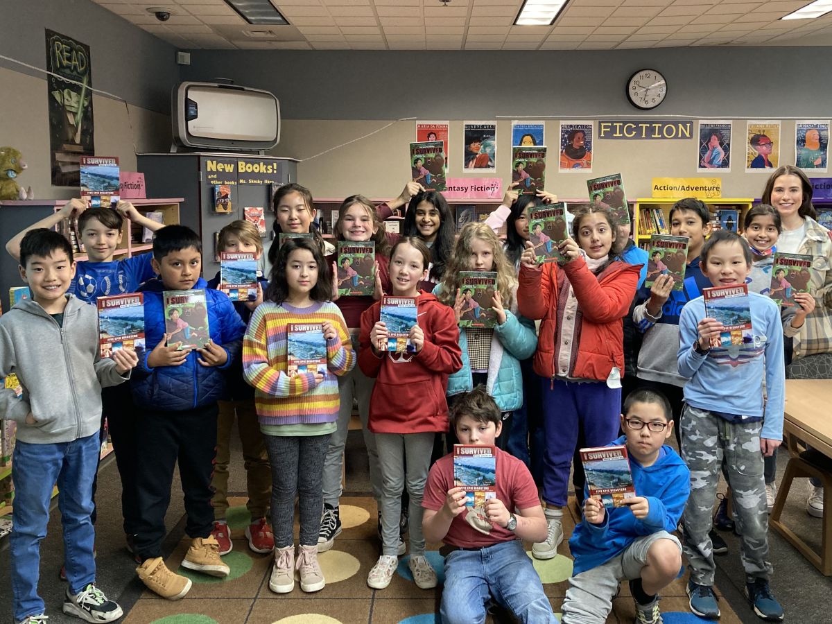 PTSA donates book to every student! | News Article - Endeavour ...