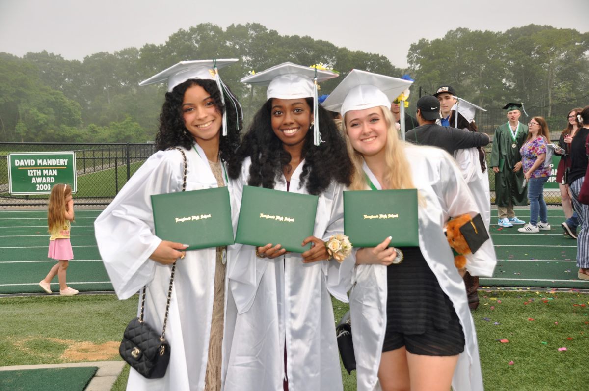 Longwood High School Celebrates 60th Commencement News Details