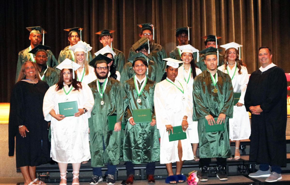 Longwood High School Celebrates August Graduates News Details