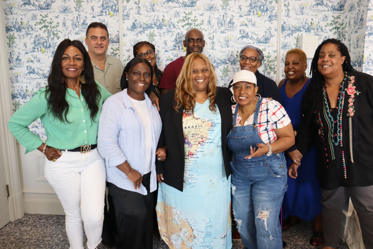 Mount Vernon City School District Board of Trustees attend professional