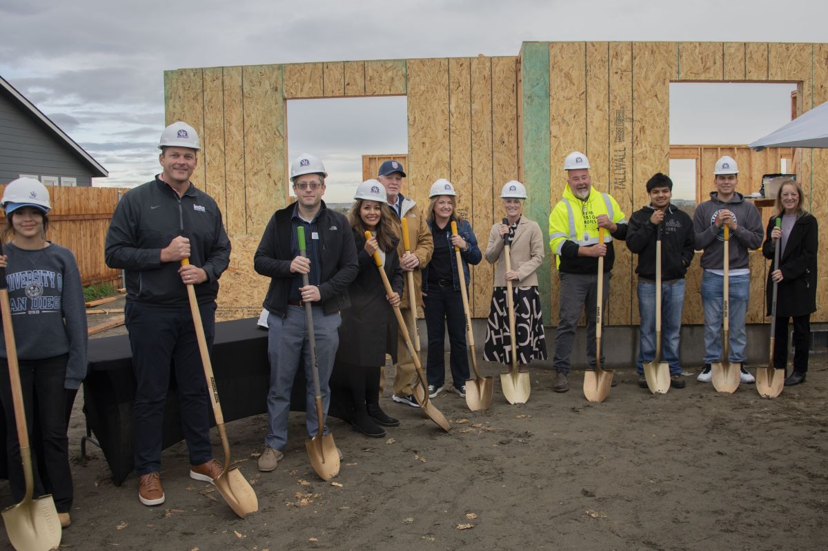 PSD Hosts Groundbreaking Ceremony for Team Pasco Home #23