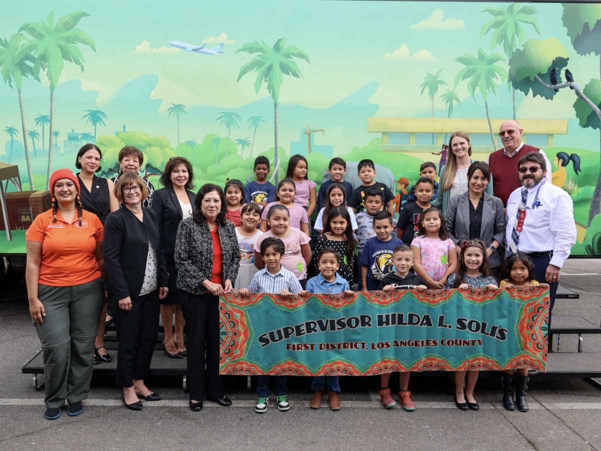 Hacienda La Puente Unified Students Explore the Past, Make Connections