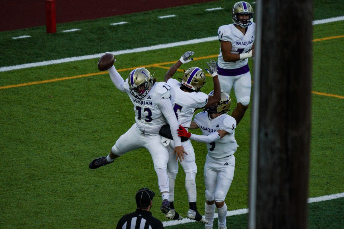 Football Win! News Article Issaquah High School